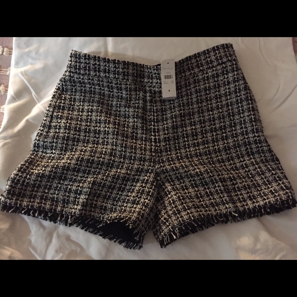🔥🔥🔥Ann Taylor Tweed Shorts
